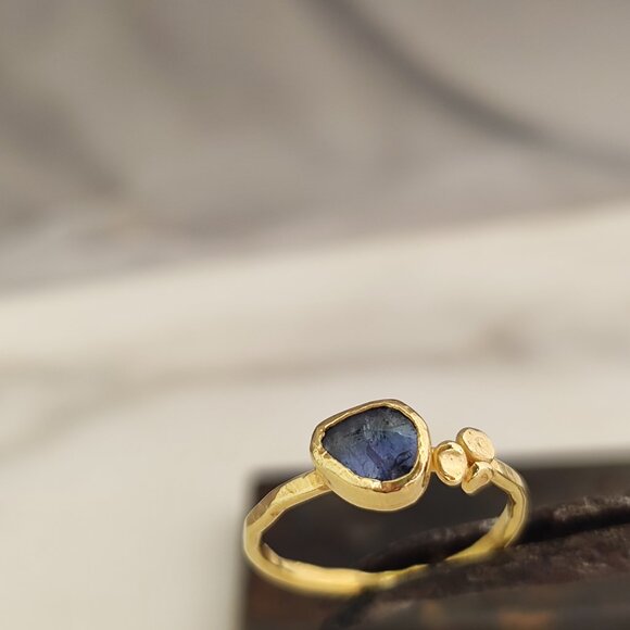 Moissanite ring. 14K yellow gold ring with Blue Moissanite. UNIQUE - Picture 6 of 11